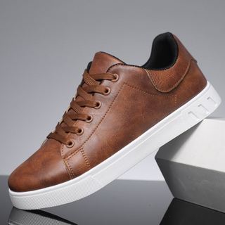 Stylish leather everyday casual trainers for men