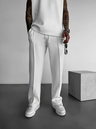 Classic pleated everyday trousers for men | Ellison