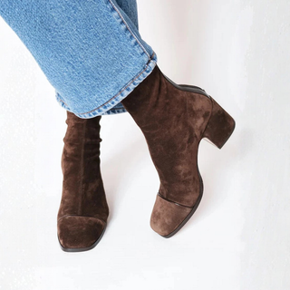 Elegant comfort heel everyday boots for women | Yvonne