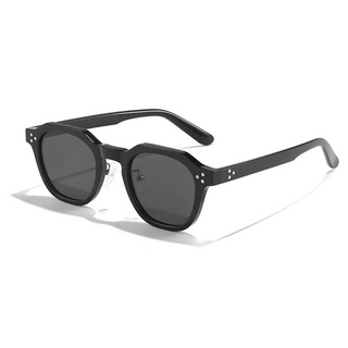 Classic polarised everyday sunglasses for men | Giorgio
