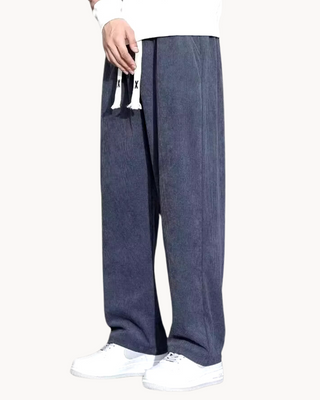 Classic relaxed corduroy everyday trousers for men