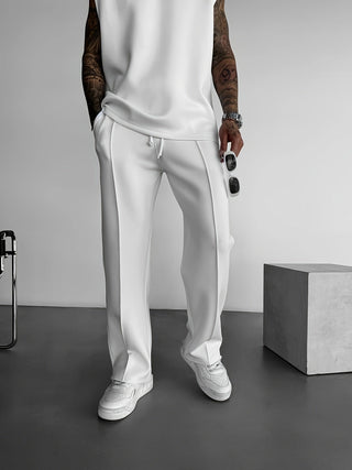 Classic pleated everyday trousers for men | Ellison