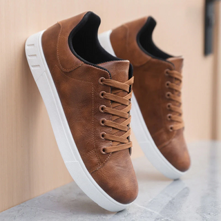 Stylish leather everyday casual trainers for men