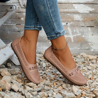 Supportive everyday shoes for women | Daria