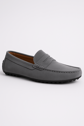 Classic loafers with slip-on design for men | Caurelle
