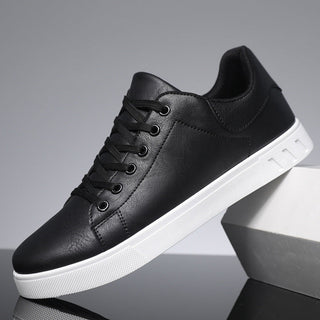 Classic leather everyday trainers for men | Berlin
