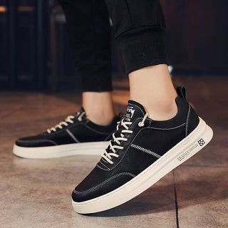 Lightweight breathable casual everyday trainers for men