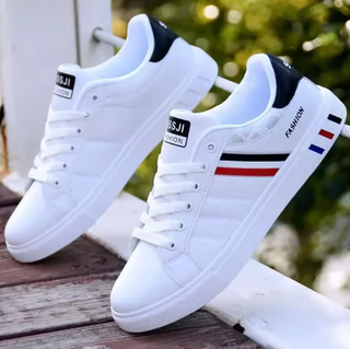 Classic clean white everyday trainers for men | Elias