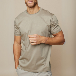 Classic luxe soft tailored everyday t-shirt for men