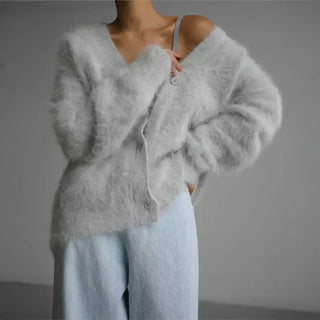 Ella Oversized Cashmere Cardigan – Elegant Relaxed Silhouette