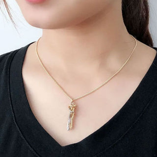 Classic gold and silver hug couple necklace for women
