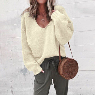 Classic knit V-neck everyday jumper for women