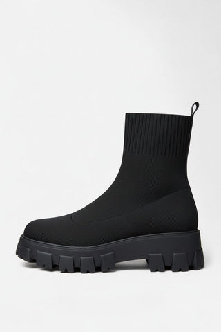 Thick-soled ankle boots with round-toe silhouette for women | Caurelle