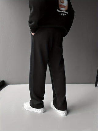 Classic pleated everyday trousers for men | Ellison