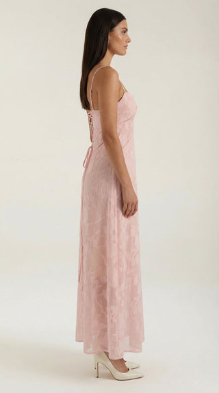 Lace Maxi Gown – Refined Floor-Length Silhouette | Arabelle