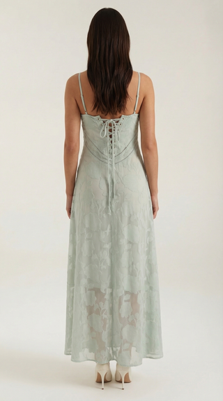 Lace Maxi Gown – Refined Floor-Length Silhouette | Arabelle